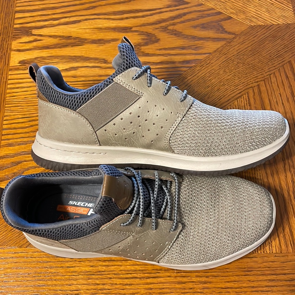 Men’s Skechers Shoes